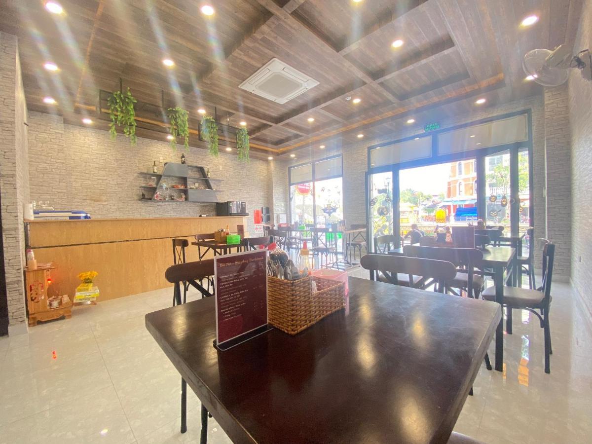 Riverside Mini Hotel Grand World Duong Dong Exterior foto