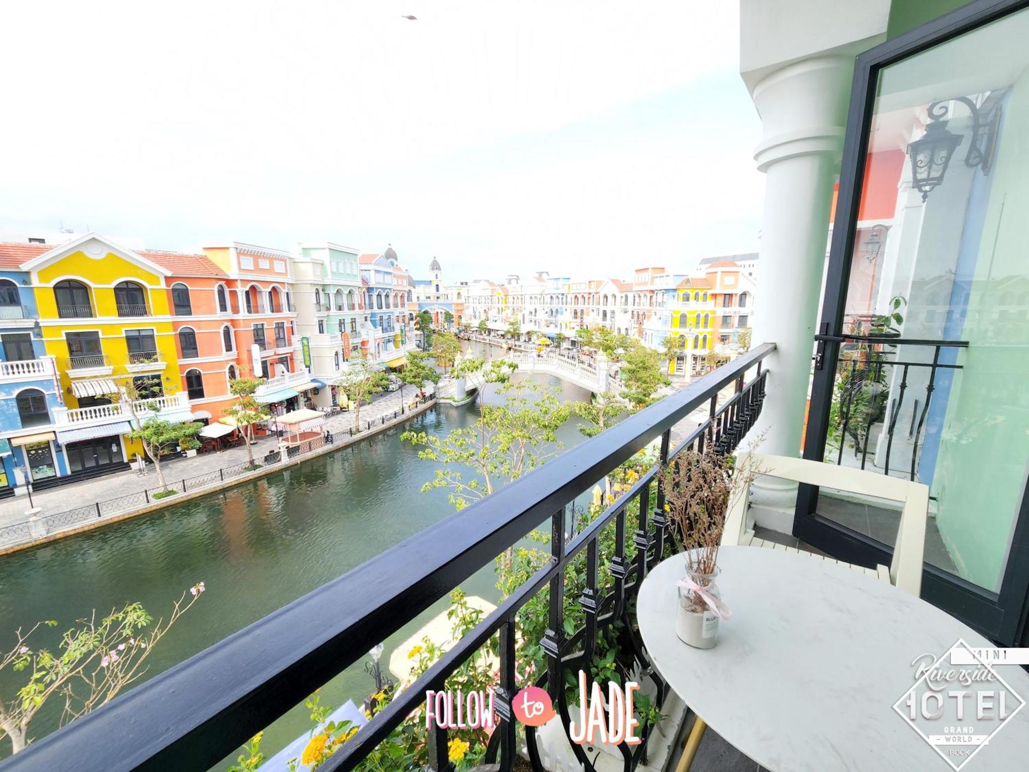 Riverside Mini Hotel Grand World Duong Dong Exterior foto